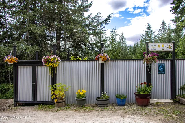 $535,000 | 126 Makridge Lane, Kingston, ID 83839