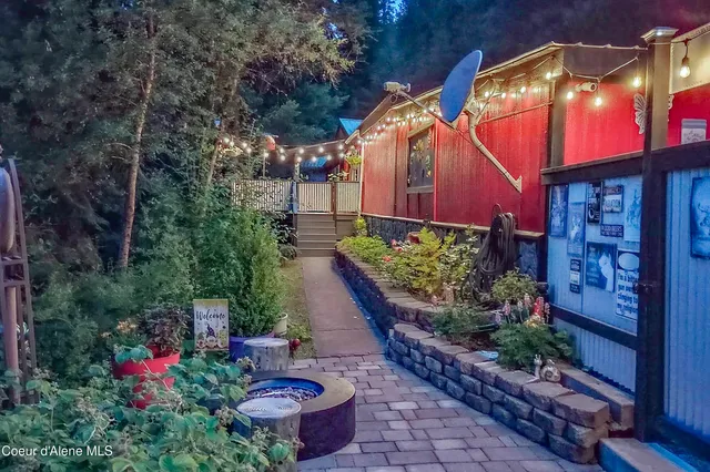 $535,000 | 126 Makridge Lane, Kingston, ID 83839