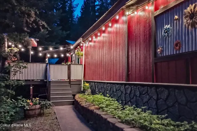 $535,000 | 126 Makridge Lane, Kingston, ID 83839