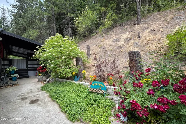 $535,000 | 126 Makridge Lane, Kingston, ID 83839