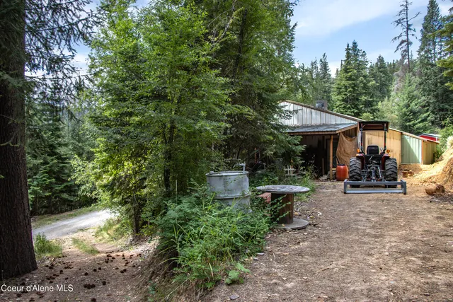 $535,000 | 126 Makridge Lane, Kingston, ID 83839