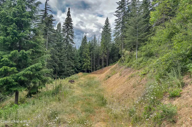 $535,000 | 126 Makridge Lane, Kingston, ID 83839