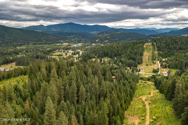 $535,000 | 126 Makridge Lane, Kingston, ID 83839