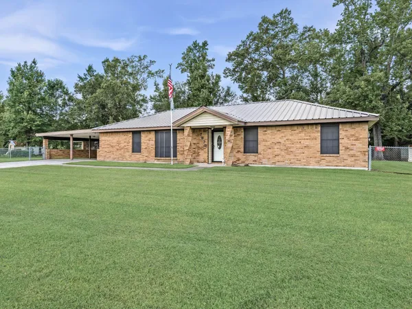 $245,000 | 7873 West Wooten Drive, Orange, TX 77632