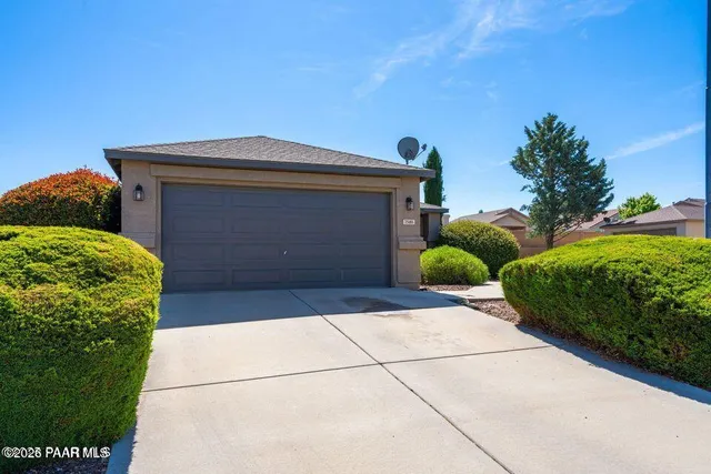 $1,900 | 7585 North Knollwood Way, Prescott Valley, AZ 86315