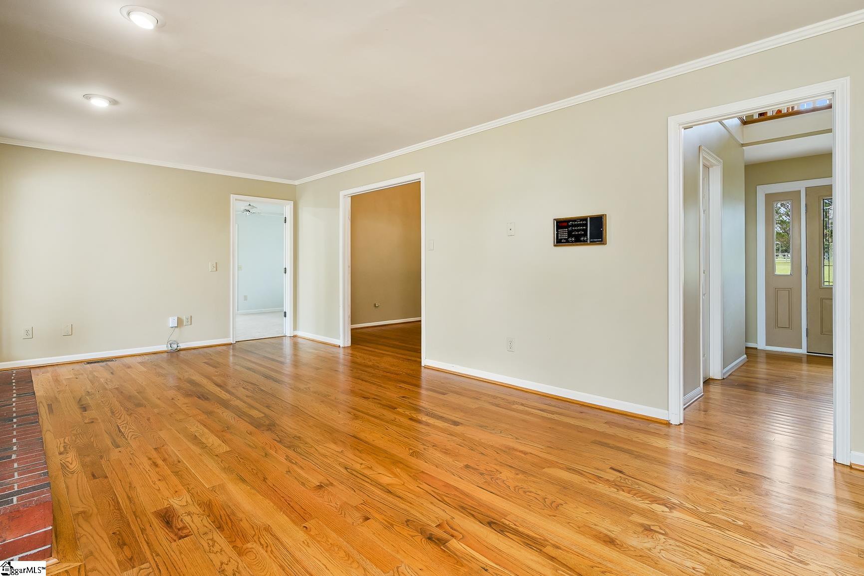 411 Chetola Road Seneca, SC 29672 - Photo 12 of 36 Gallery Image 12