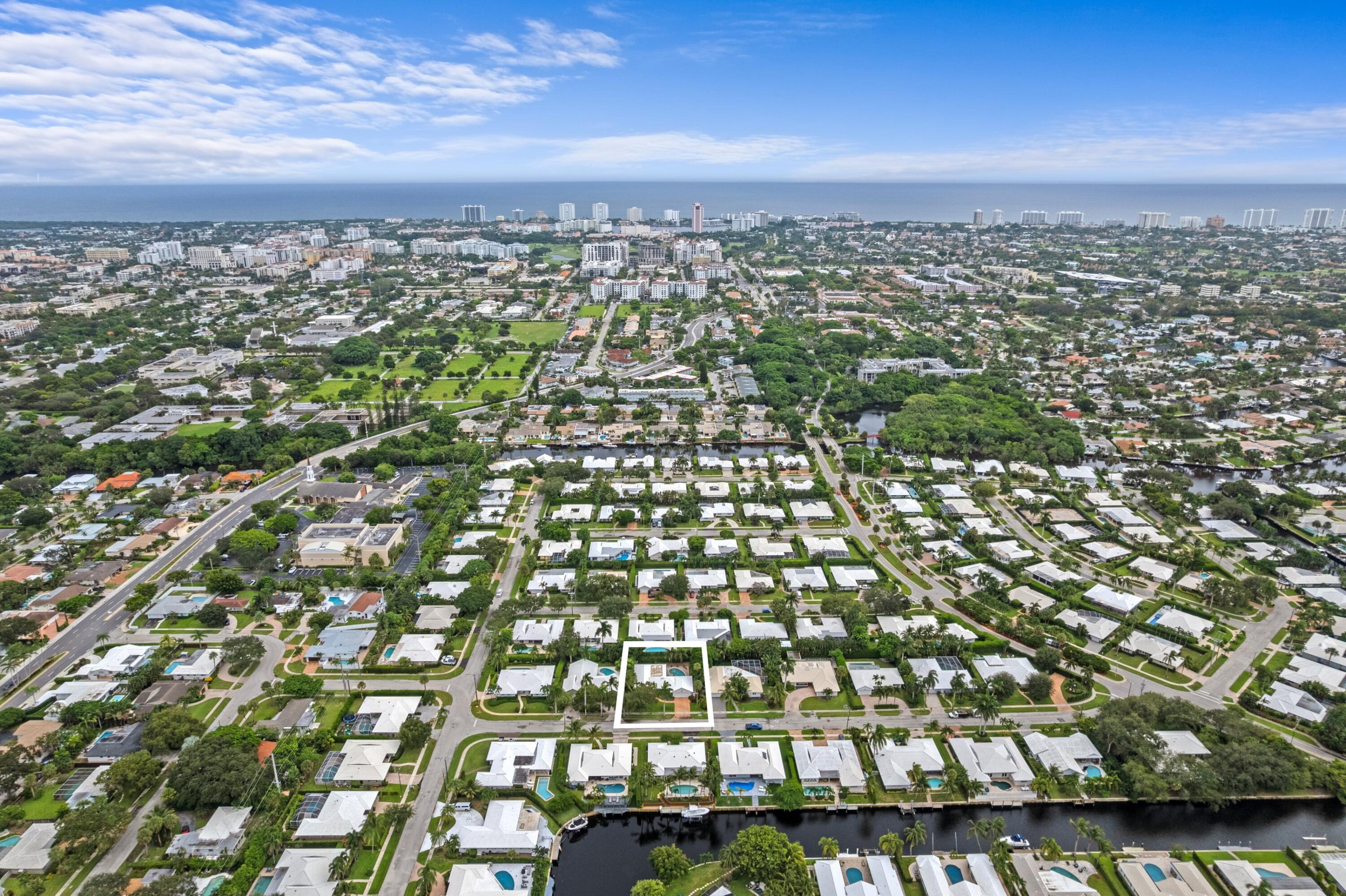 858 Hickory Terrace Boca Raton, FL 33486 - Photo 31 of 43 an aerial view of multiple house