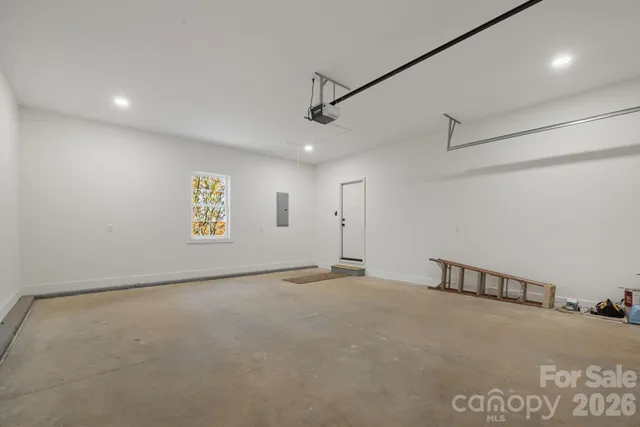 $313,900 | 129 Brentwood Road, Morganton, NC 28655