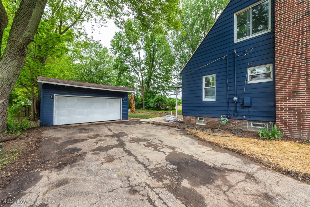 35325 Lorain Road North Ridgeville, OH 44039 - Photo 3 of 24 Gallery Image 3