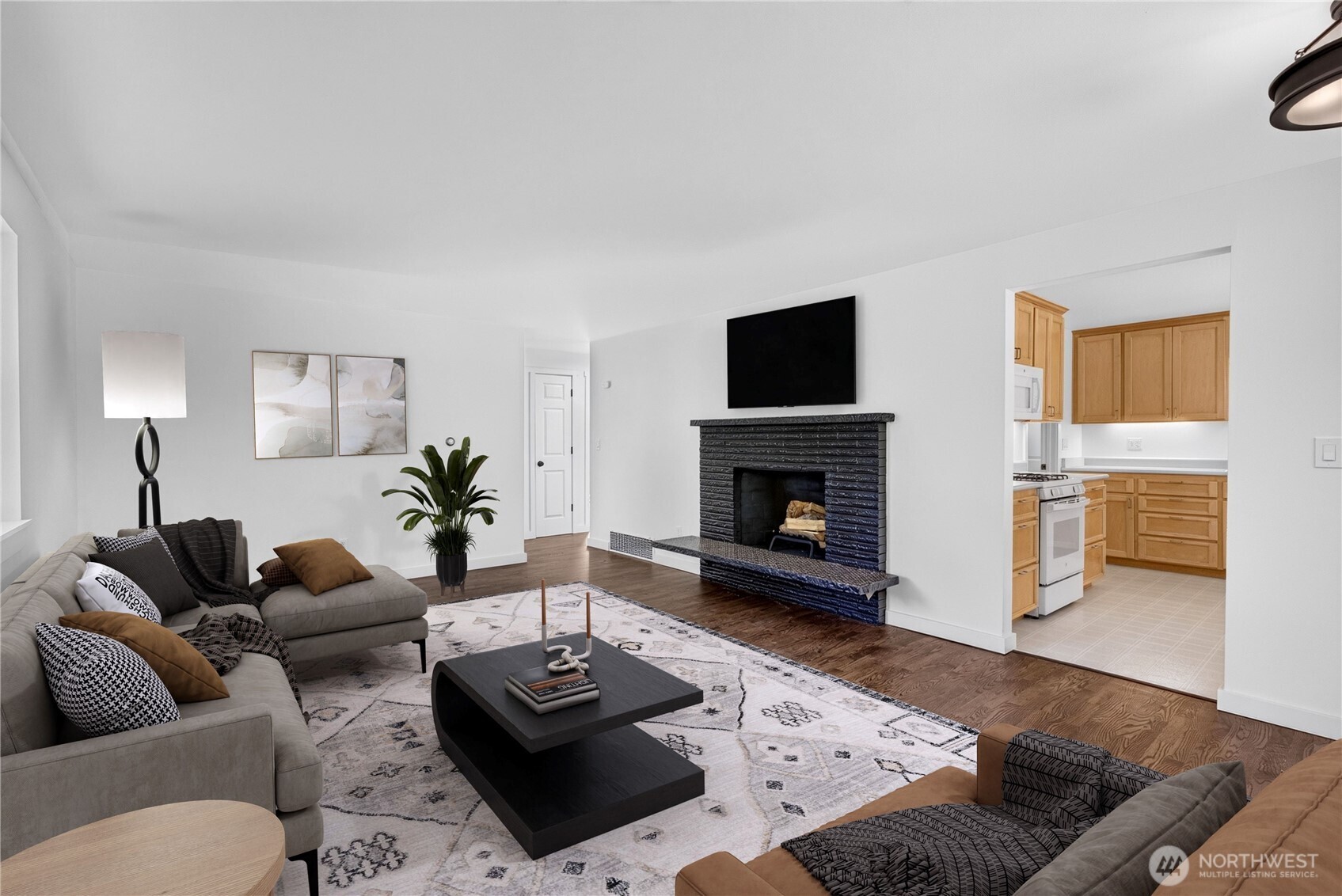12302 7th Place Southwest Seattle, WA 98146 - Photo 14 of 36