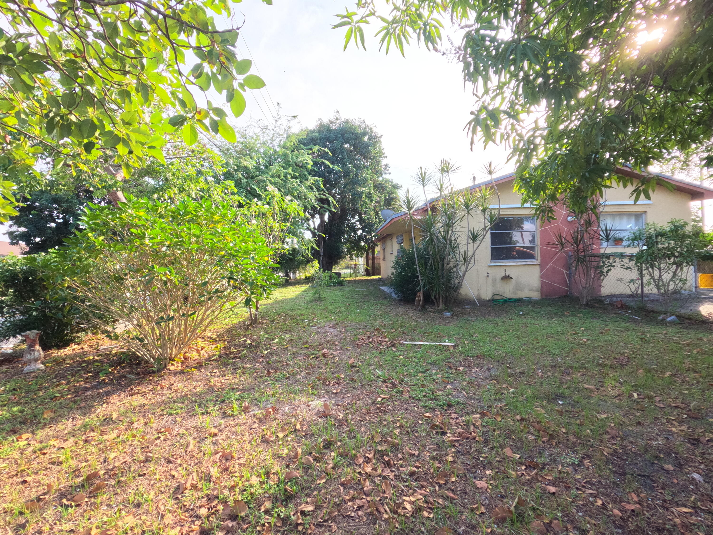 1012 Alto Road Lantana, FL 33462 - Photo 2 of 67 GOPR0876 (1)