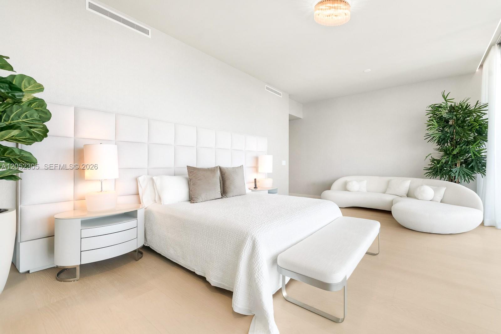 500 Alton Road, Unit PH4701 Miami Beach, FL 33139 - Photo 22 of 117 Gallery Image 22