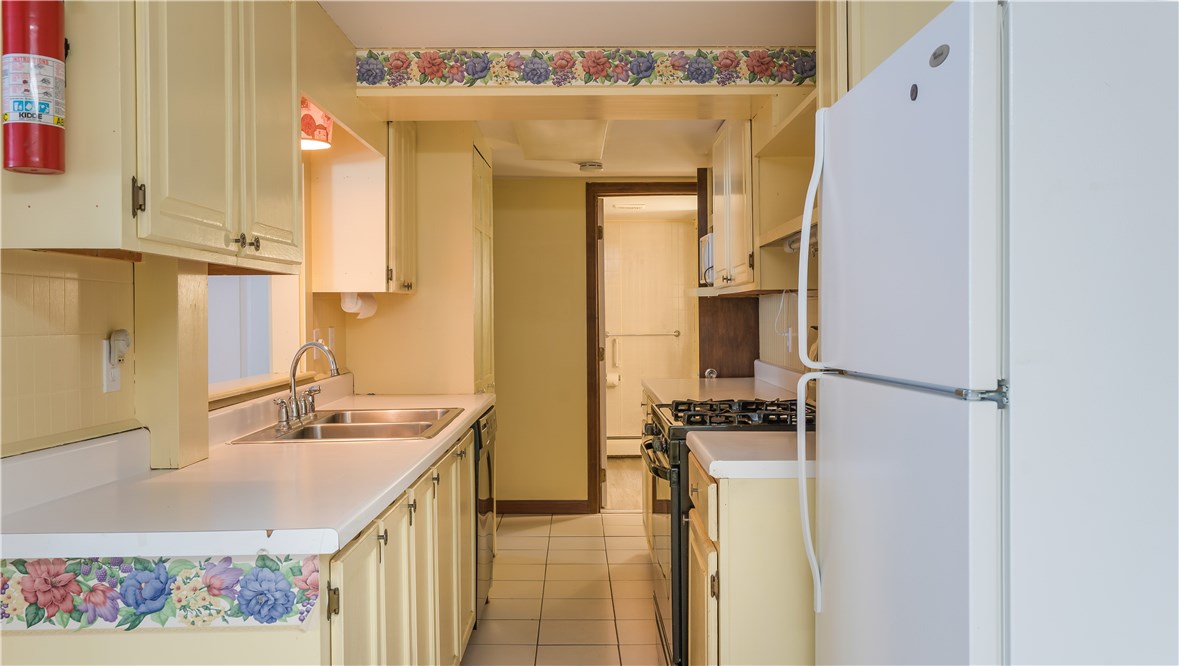1374 Hill Farm Road Coventry, RI 02816 - Photo 27 of 39
