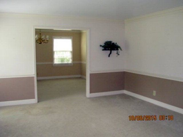5165 Zebulon Road Macon, GA 31210 - Photo 12 of 28 an empty room with a window