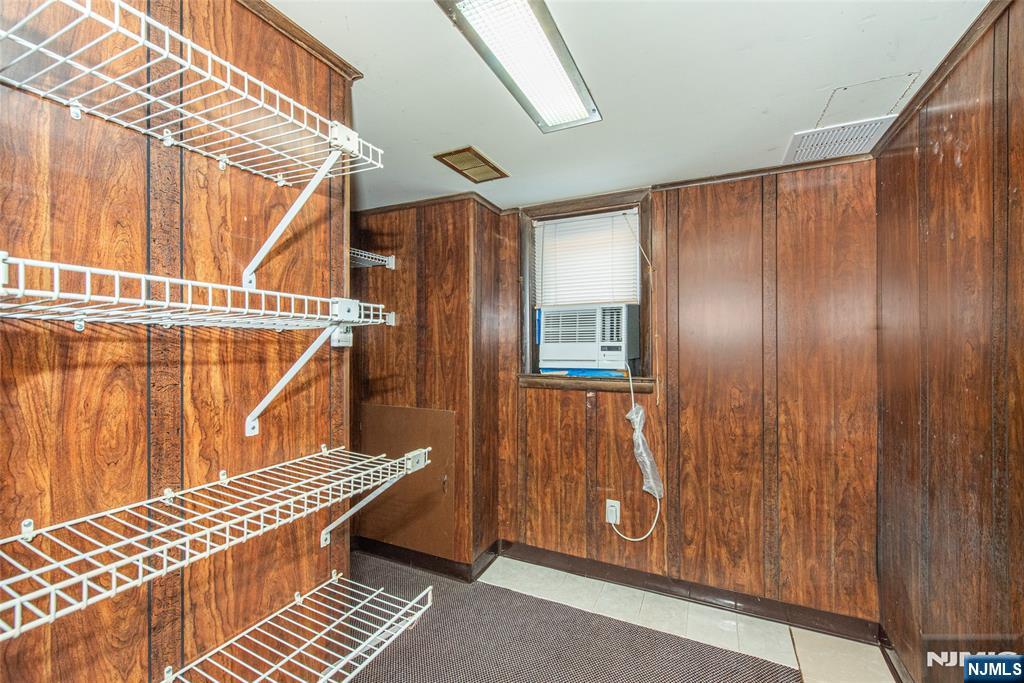 717 Alps Road Wayne, NJ 07470 - Photo 14 of 19