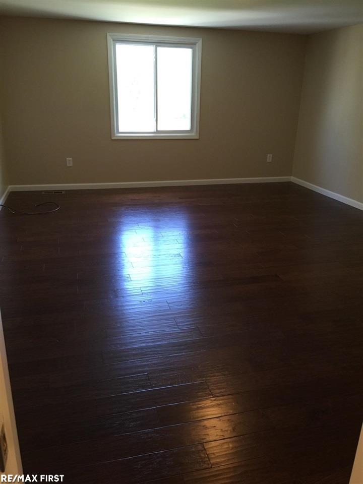 865 Langley Court Rochester Hills, MI 48309 - Photo 14 of 43