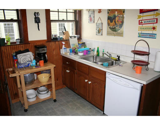 69 Webcowet Road Arlington, MA 02474 - Photo 21 of 28 Gallery Image 21