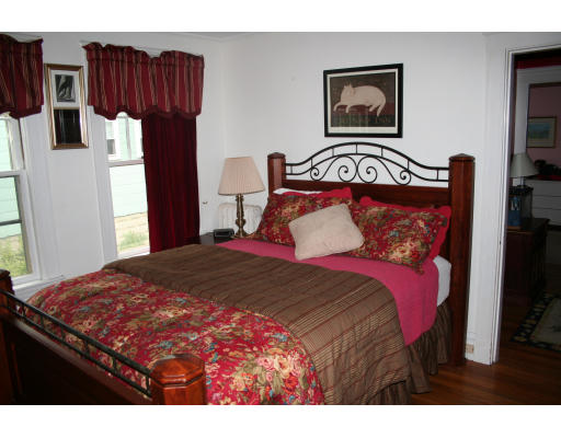 69 Webcowet Road Arlington, MA 02474 - Photo 22 of 28 Gallery Image 22