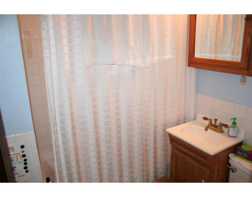 69 Webcowet Road Arlington, MA 02474 - Photo 24 of 28 Gallery Image 24
