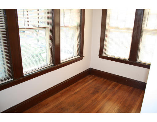 69 Webcowet Road Arlington, MA 02474 - Photo 5 of 28 Gallery Image 5