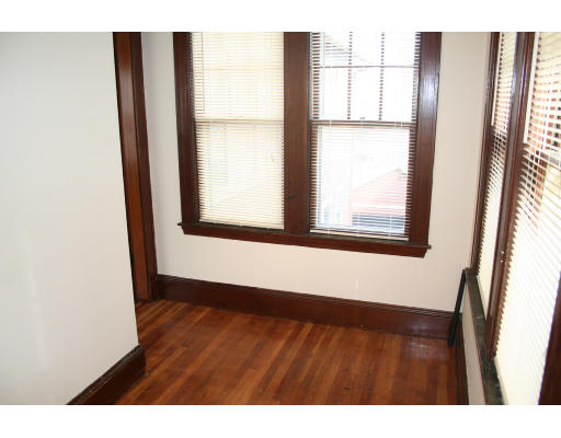 69 Webcowet Road Arlington, MA 02474 - Photo 6 of 28 Gallery Image 6