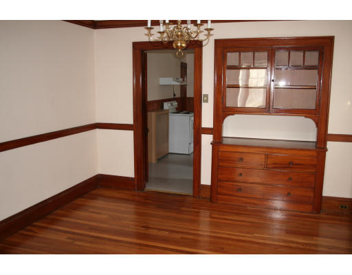 69 Webcowet Road Arlington, MA 02474 - Photo 8 of 28 Gallery Image 8