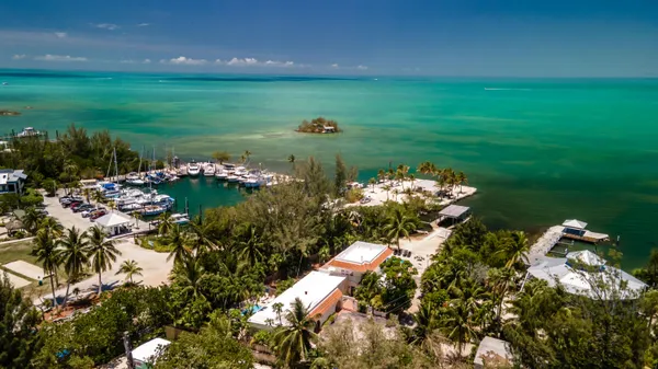$2,990,000 | 901 46th Street, Marathon, FL 33050