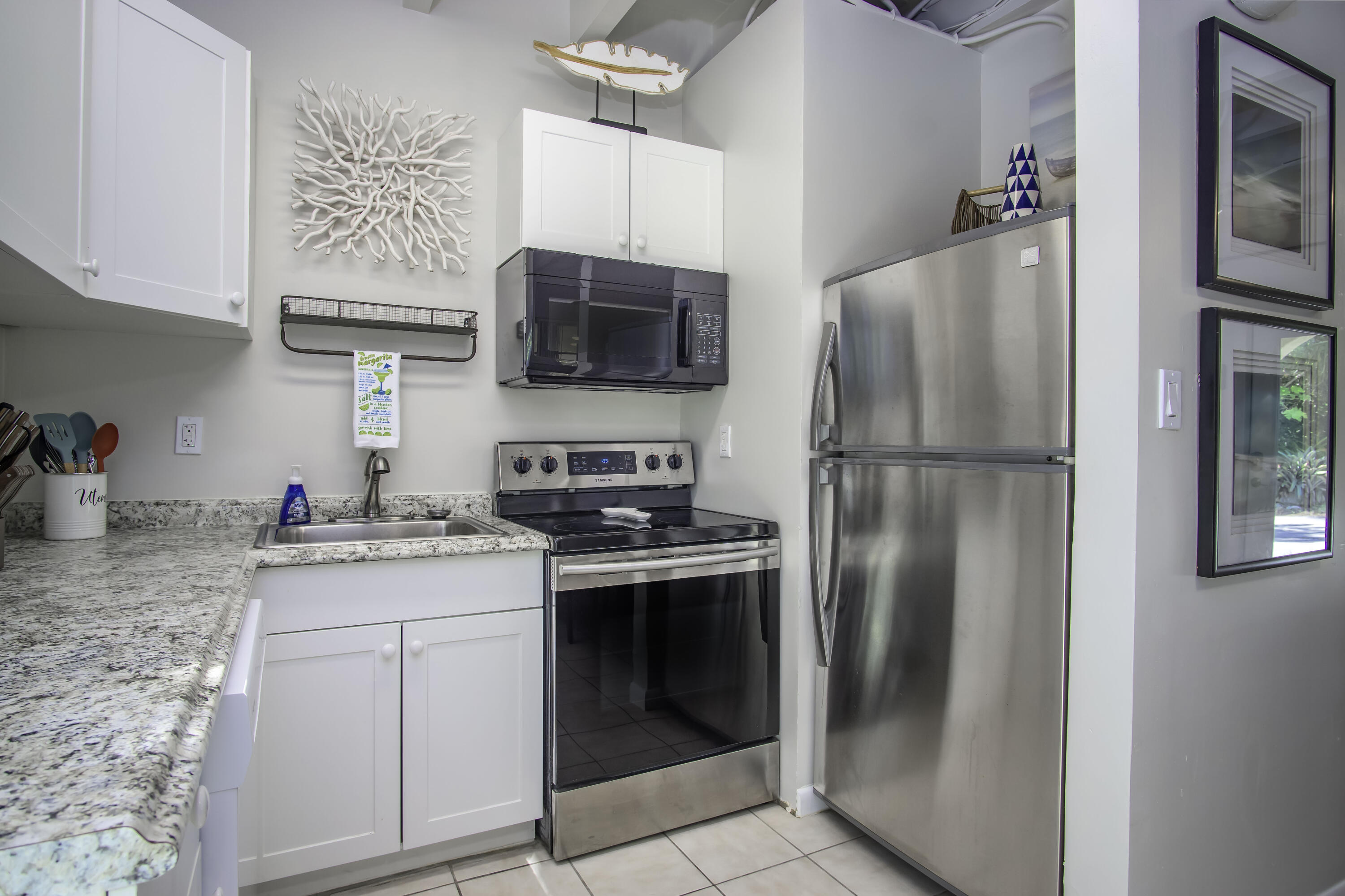 901 46th Street Marathon, FL 33050 - Photo 69 of 79 13 kitchen