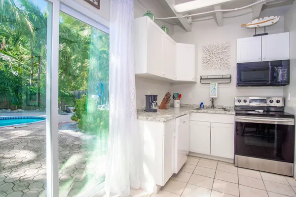 $2,990,000 | 901 46th Street, Marathon, FL 33050
