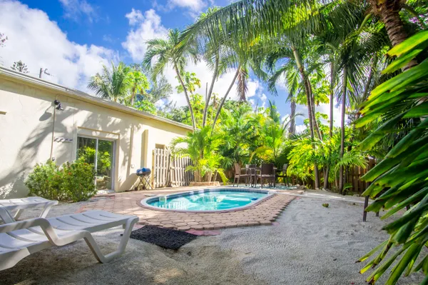 $2,990,000 | 901 46th Street, Marathon, FL 33050