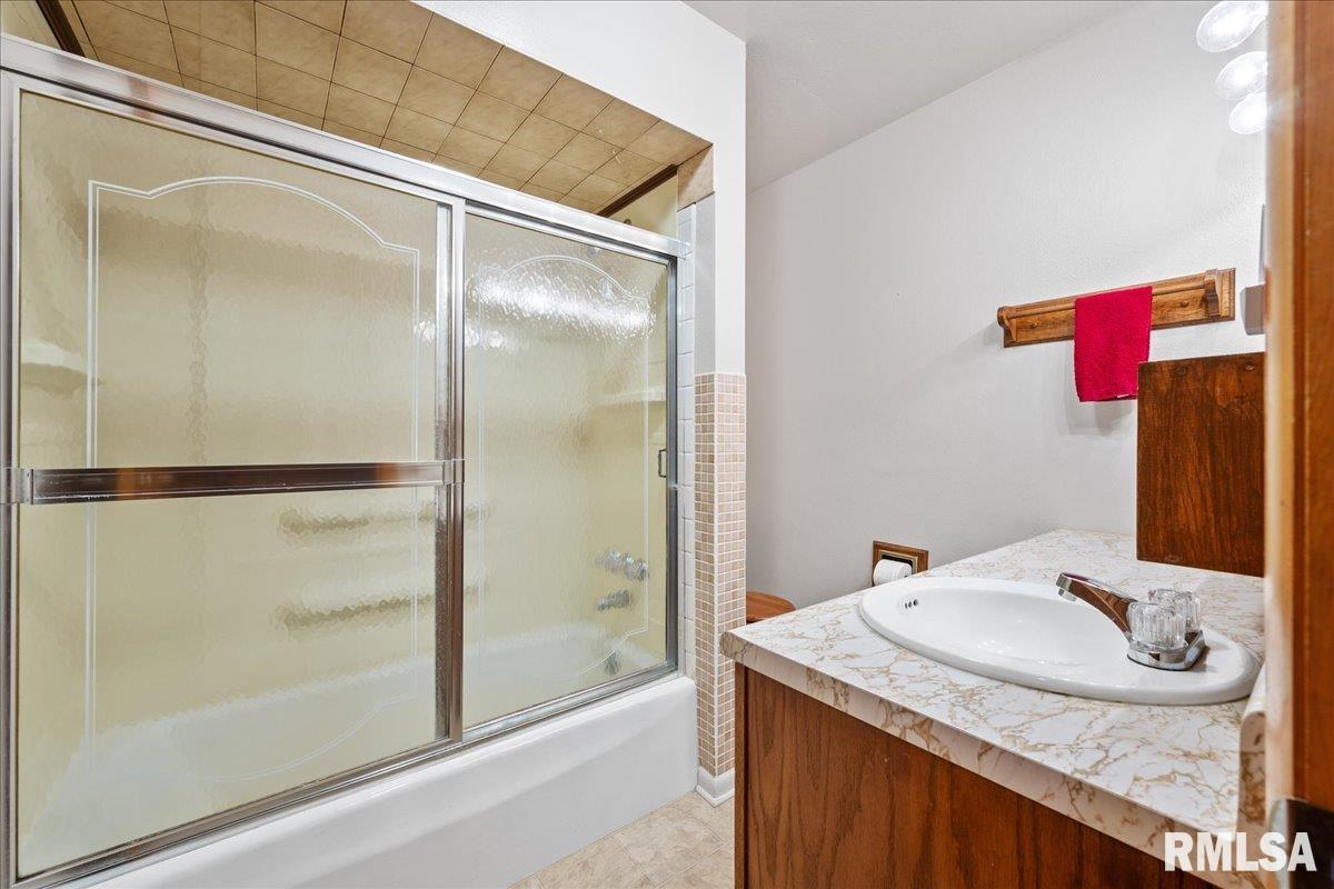 4615 West Nagel Road Peoria, IL 61607 - Photo 14 of 33 Gallery Image 14