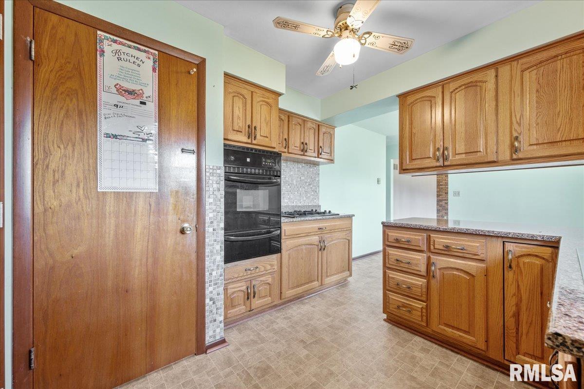 4615 West Nagel Road Peoria, IL 61607 - Photo 3 of 33 Gallery Image 3