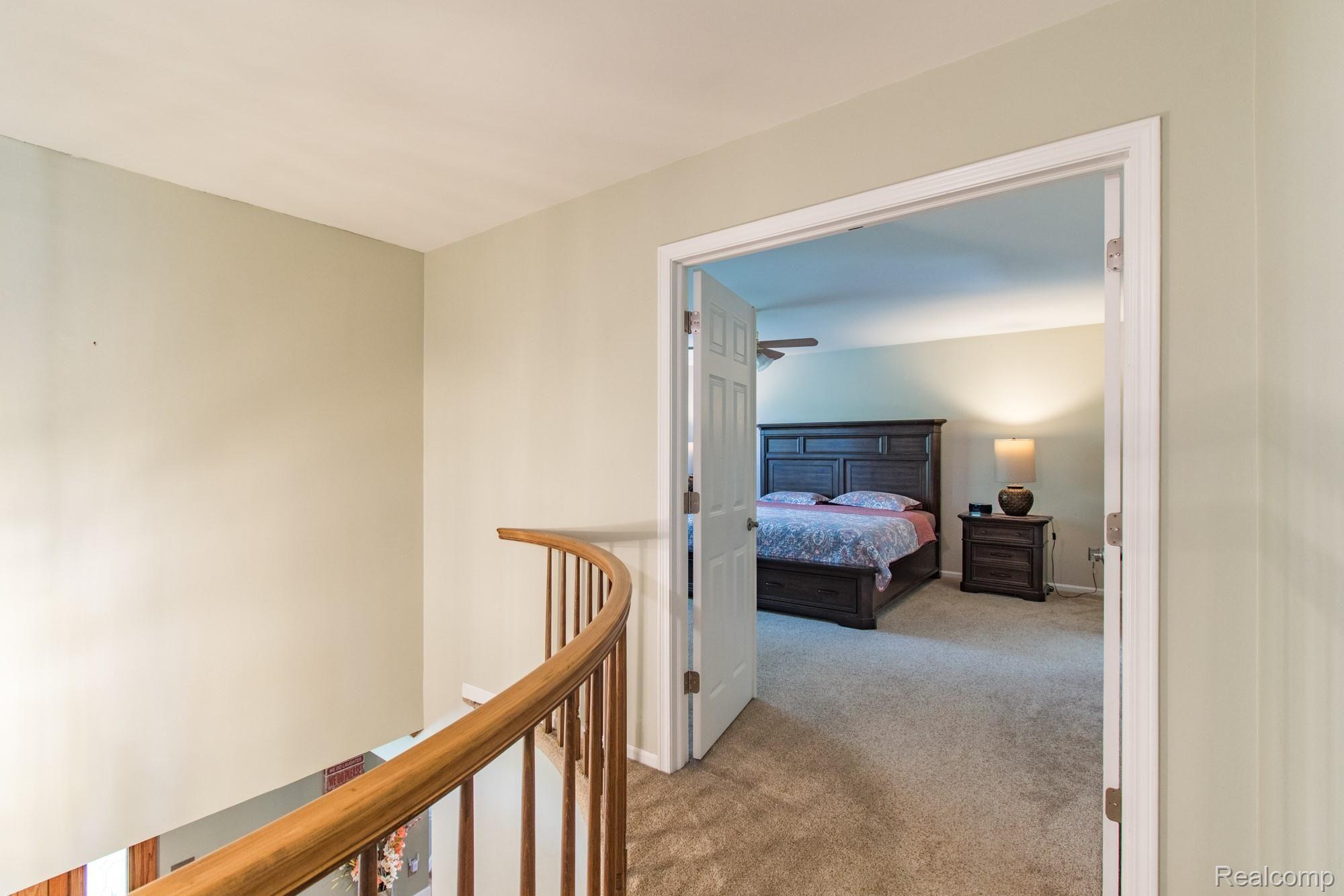 2604 Winter Park Road Rochester, MI 48309 - Photo 27 of 48 Winter Park-131.jpg