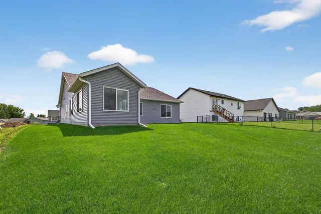 $439,900 | 106 Fairway Street, Zumbrota, MN 55992