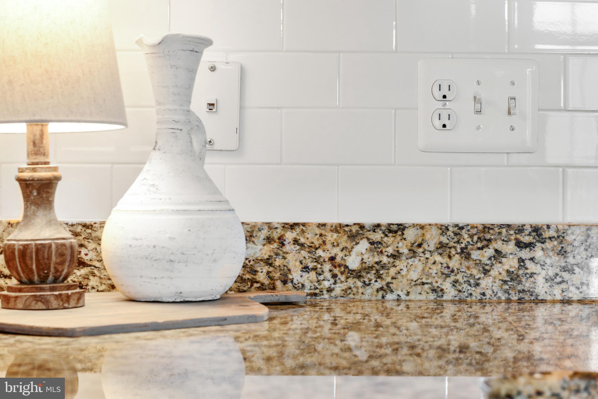 2709 Osprey Way North Frederick, MD 21701 - Photo 26 of 64 ... granite counters, and beautiful backsplash!