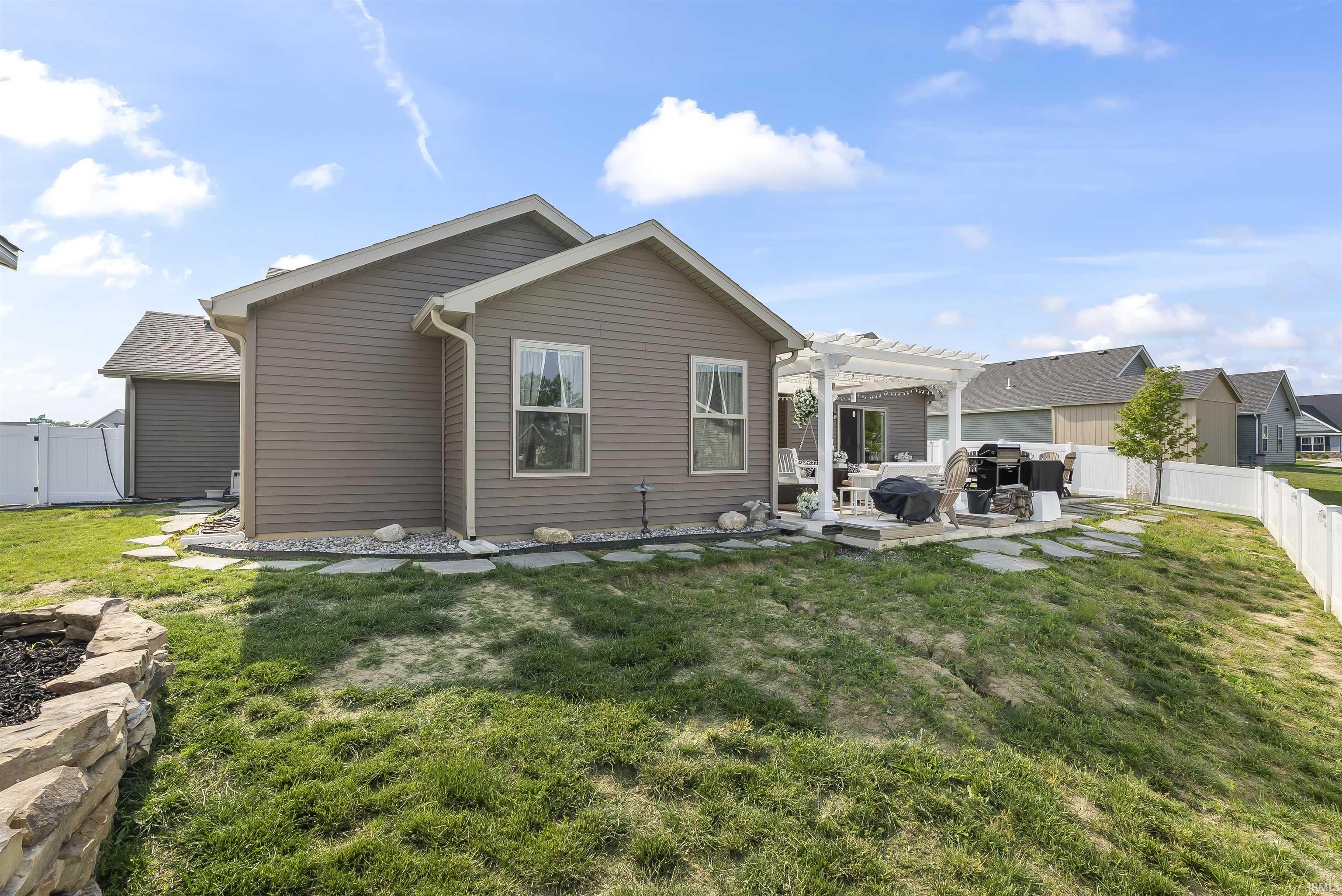773 Sycamore Street Decatur, IN 46733 - Photo 5 of 26