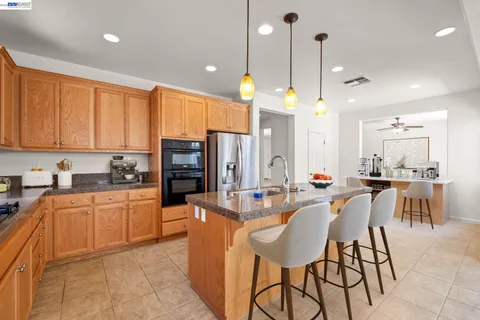 $849,900 | 6217 Crystal Springs Circle, Discovery Bay, CA 94505
