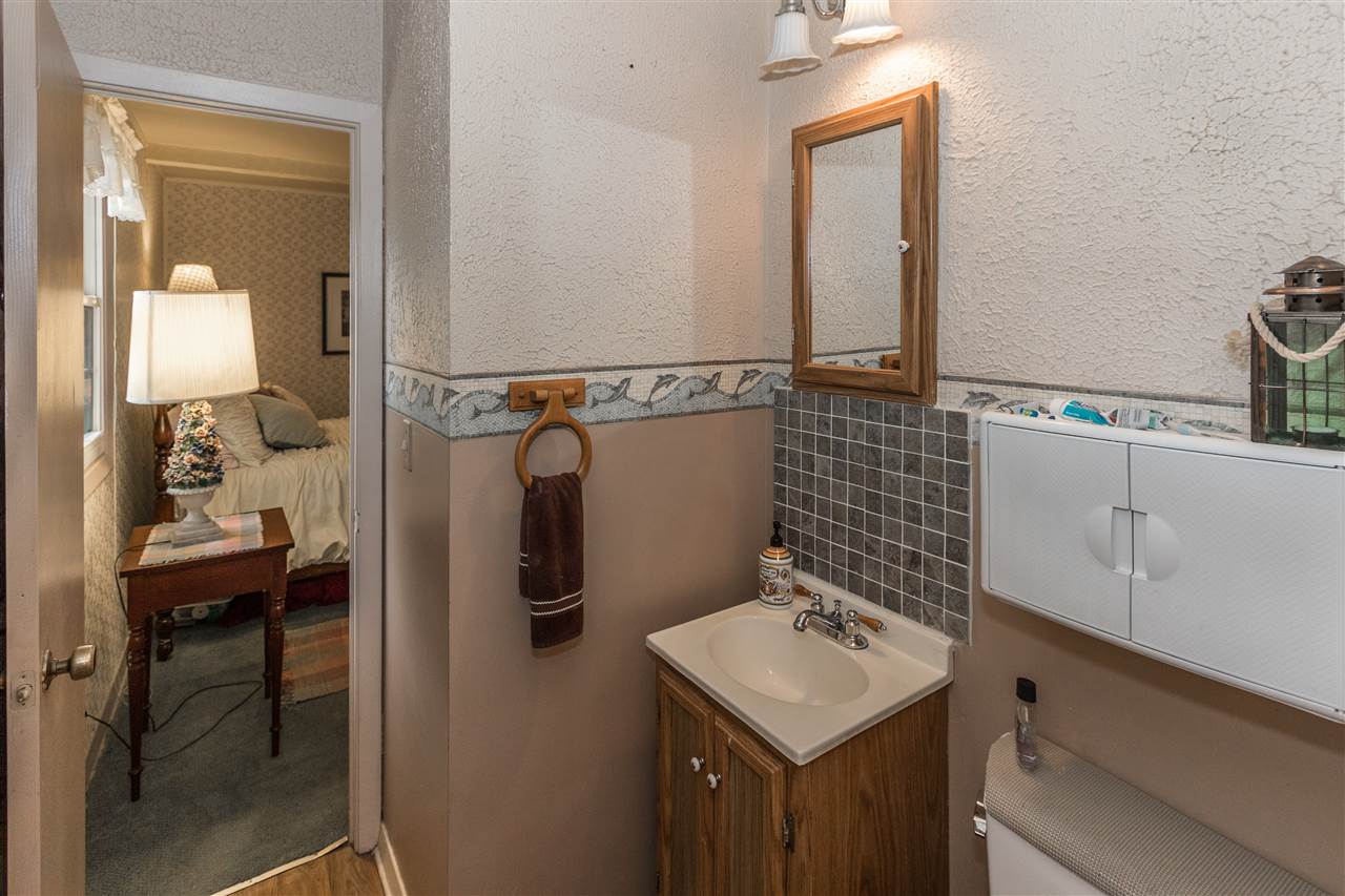 1605 South York Road Yorktown, IN 47396 - Photo 16 of 23 Gallery Image 16