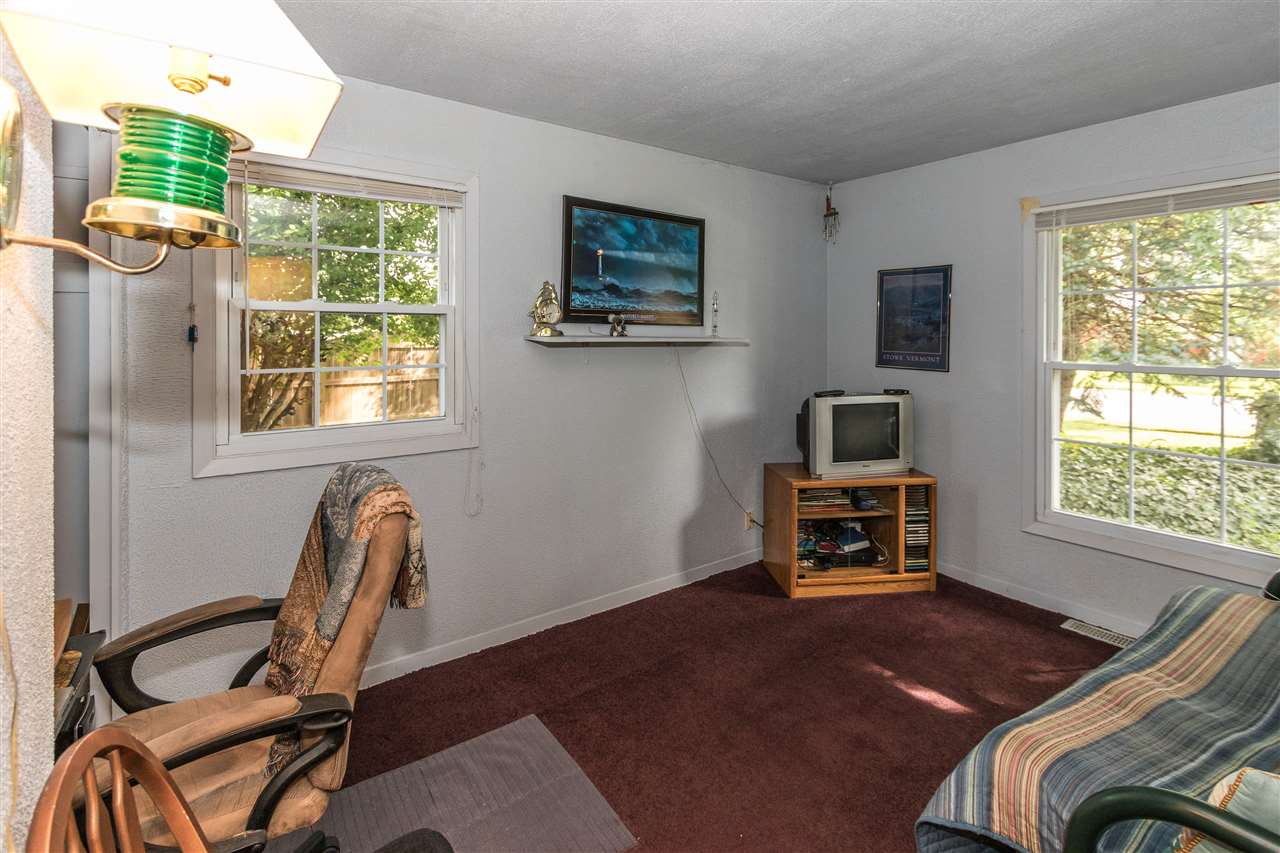 1605 South York Road Yorktown, IN 47396 - Photo 17 of 23 Gallery Image 17