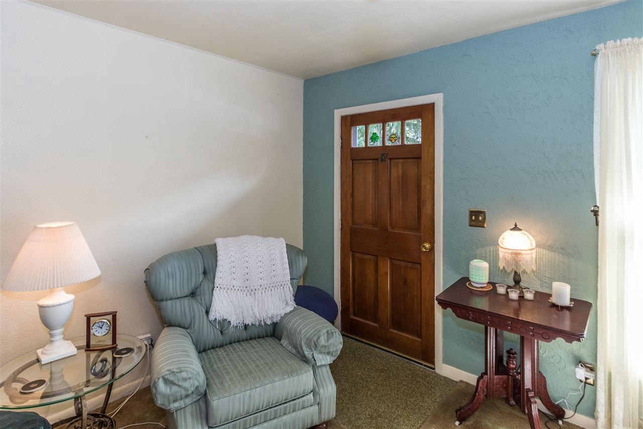 1605 South York Road Yorktown, IN 47396 - Photo 3 of 23 Gallery Image 3