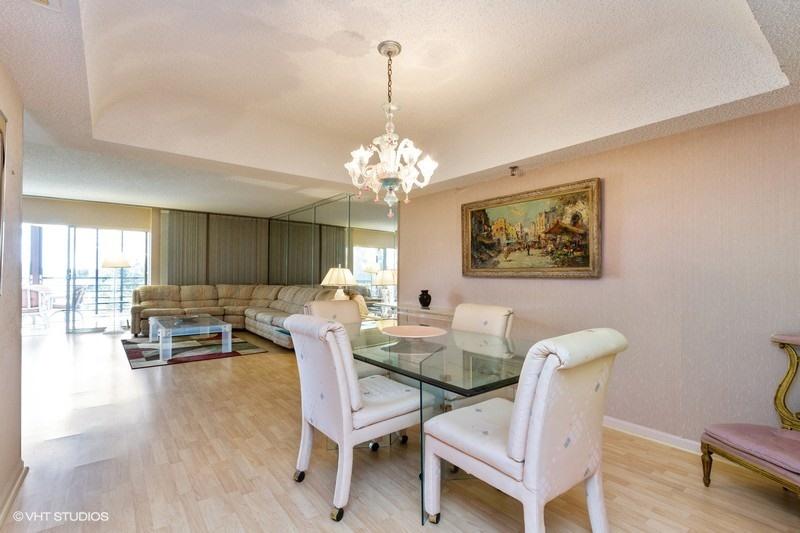 9170 Southwest 14th Street, Unit 4401 Boca Raton, FL 33428 - Photo 6 of 11 05_9170SW14thSt_Apt401_2_DiningRoom_Flex