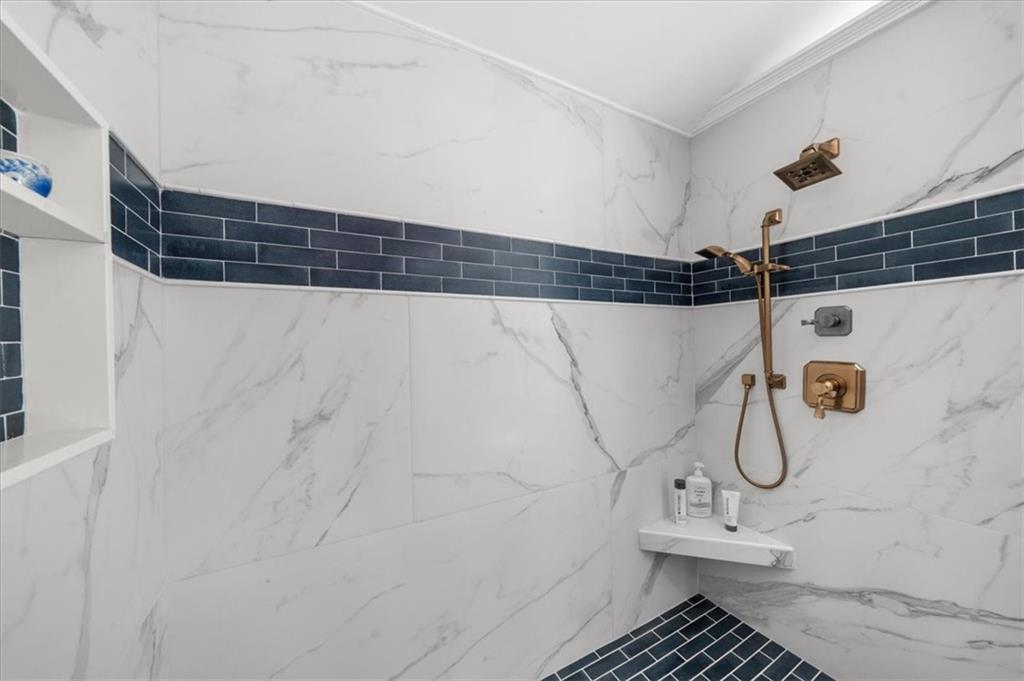 9230 Four Mile Creek Road Gainesville, GA 30506 - Photo 23 of 67