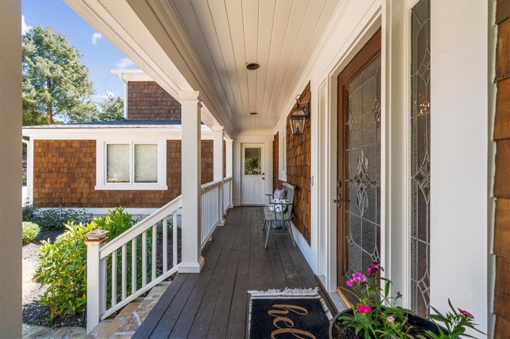 9230 Four Mile Creek Road Gainesville, GA 30506 - Photo 5 of 67