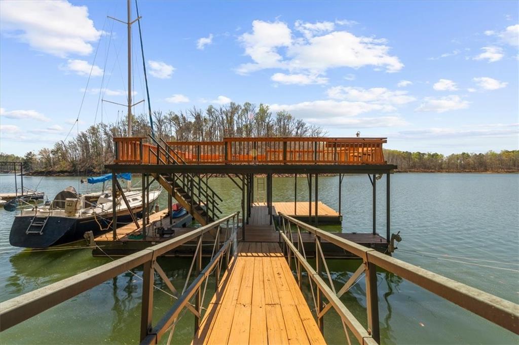 9230 Four Mile Creek Road Gainesville, GA 30506 - Photo 60 of 67 a view of a balcony and ocean view