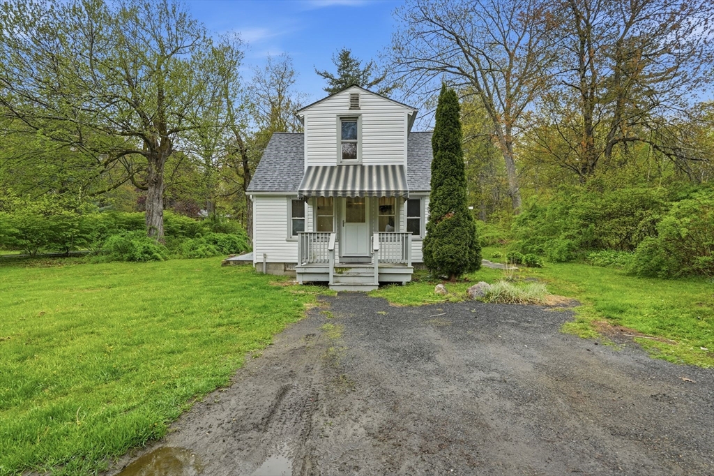 8 Shutesbury Road Amherst, MA 01002 - Photo 1 of 31