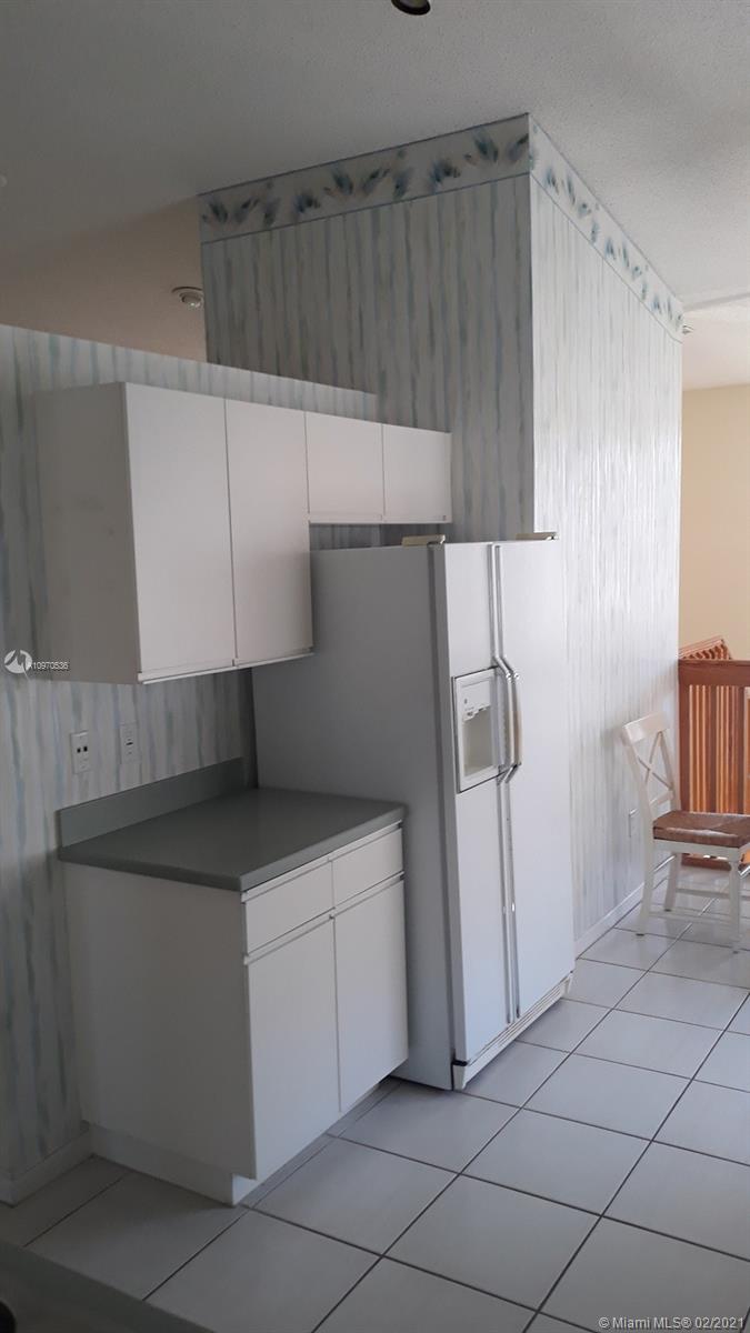 7685 Springwater Place, Unit 201 Boynton Beach, FL 33437 - Photo 6 of 20