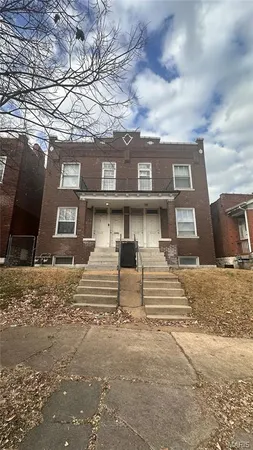 $775 | 3625 Virginia Avenue, Unit 1F, St. Louis, MO 63118