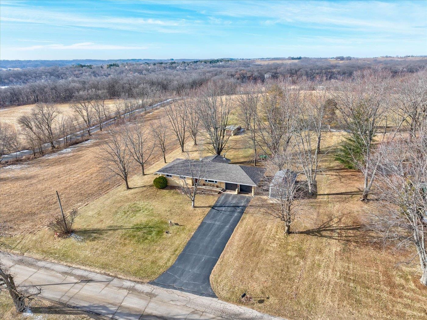 2315 Spring Rose Road Verona, WI 53593 - Photo 4 of 72