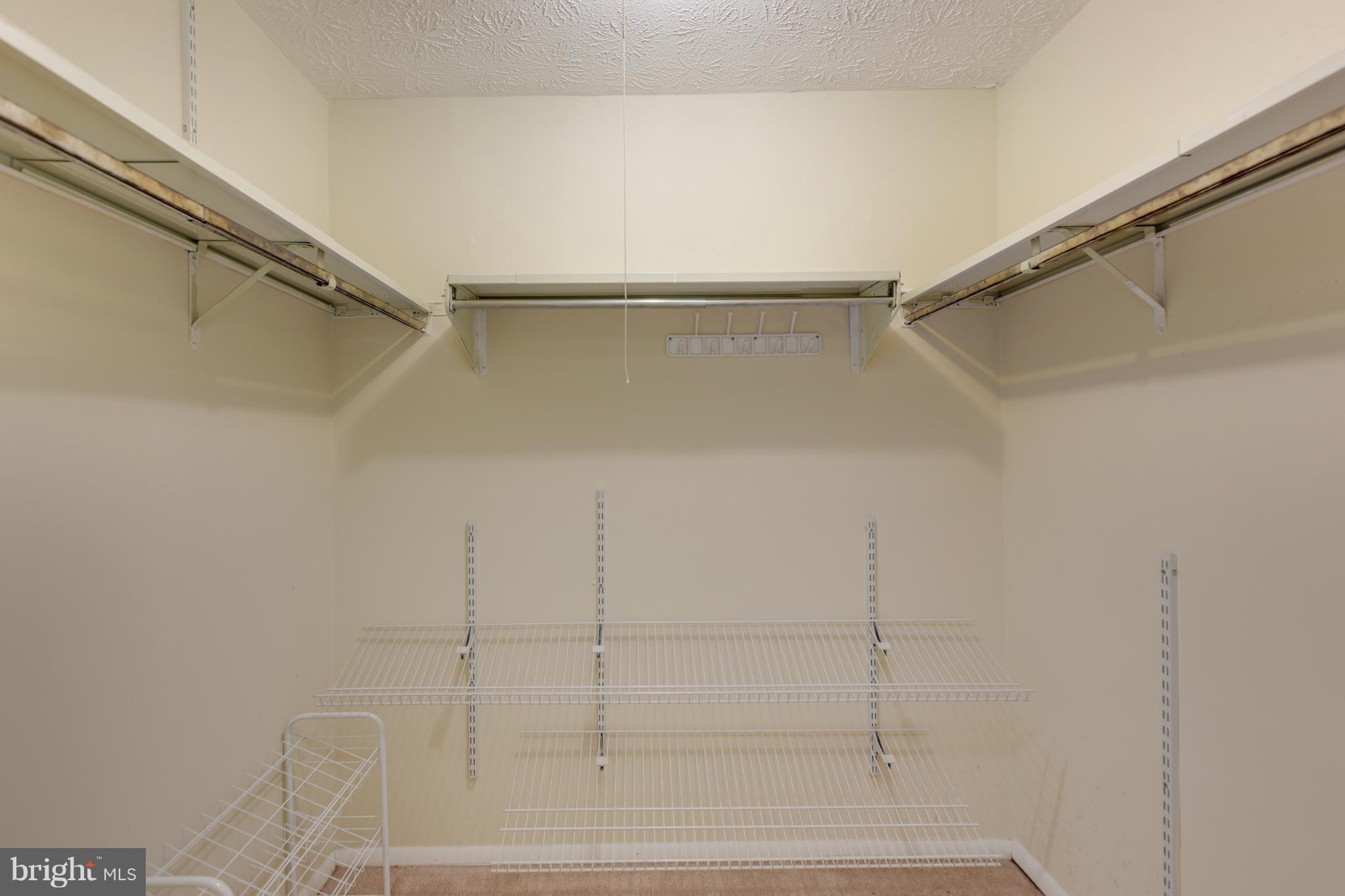 1660 Barnstead Drive Reston, VA 20194 - Photo 13 of 23 Interior (General)