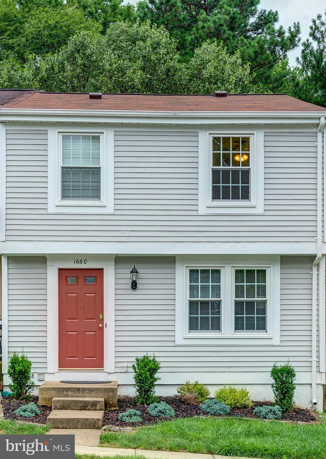 1660 Barnstead Drive Reston, VA 20194 - Photo 22 of 23 Exterior (Front)